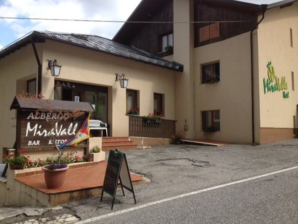 albergomiravalle-estate